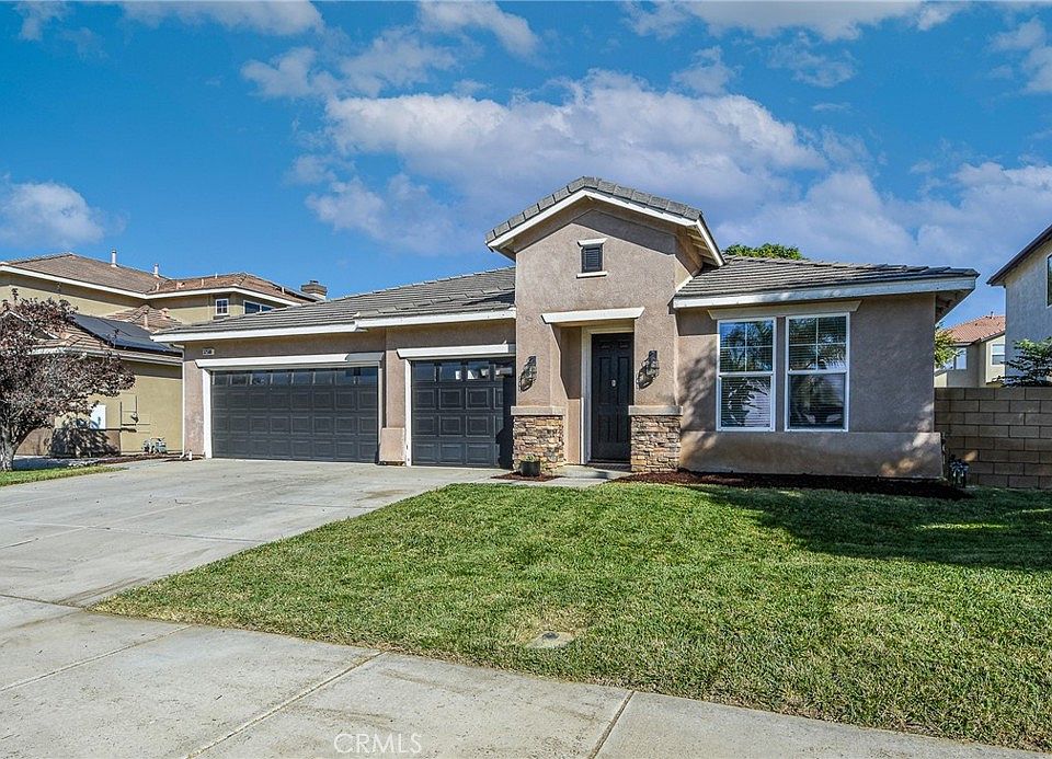 1st image of 32580 Armoise Dr
