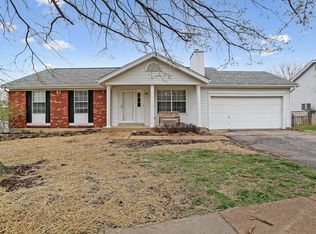 1307 Mystic Seaport Dr, Fenton, MO 63026