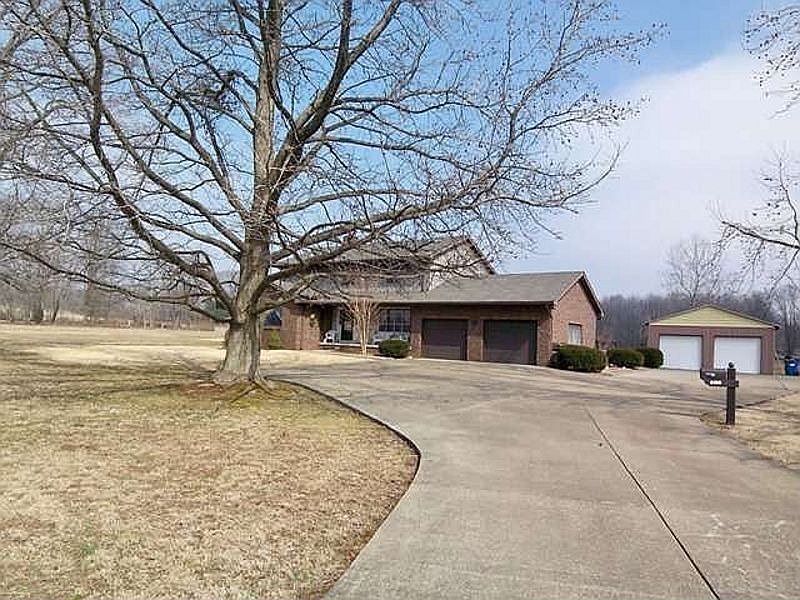 1st image of 5611 Mesker Park Dr