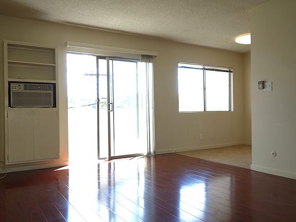5th image of 4375 York Blvd APT 205