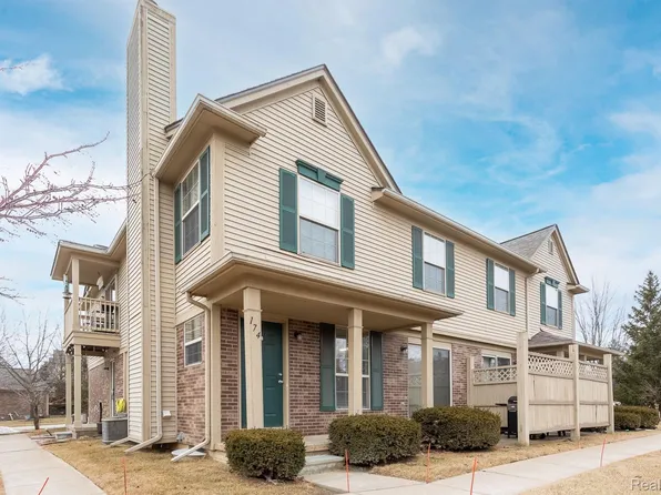 174 Commons Cir, Saline, MI 48176