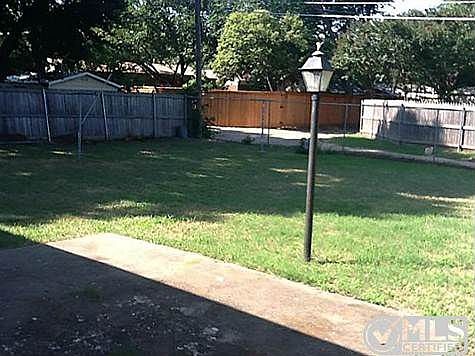 4th image of 10437 Sandra Lynn Dr