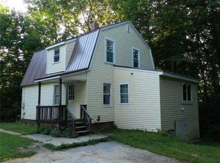 42 Fourth St, Mexico, ME 04257