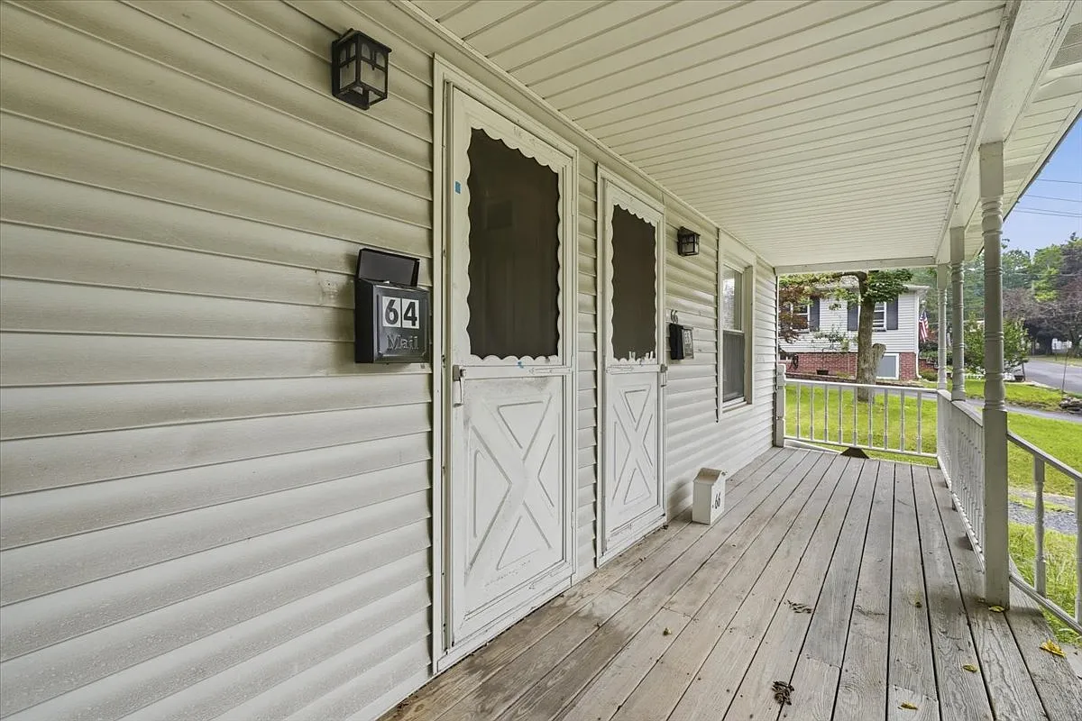 3 bed, 1536 sqft, $2,000 — Photo 4