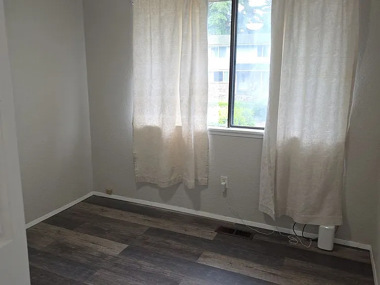 34610 27th Ave SW — Photo 9