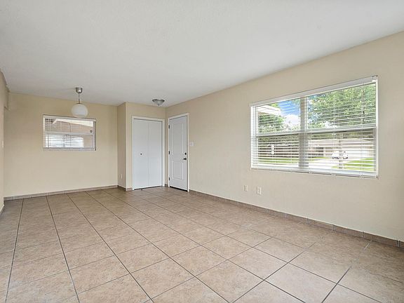 2nd image of 100 Krueger St