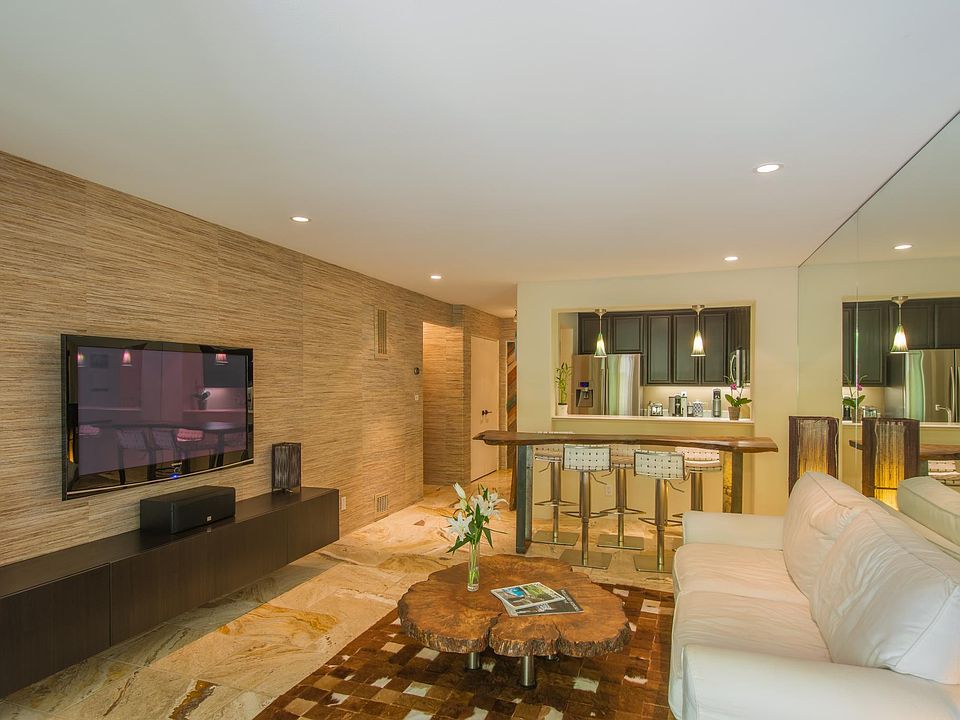 1st image of 116 Por La Mar Cir