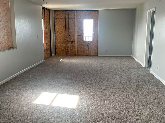 4th image of 3490 N Key Dr #513C