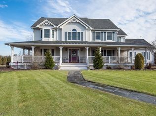 12 Van Fleet Rd, Neshanic Station, NJ 08853