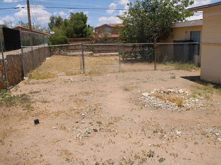 8421 Mercury St #A — Photo 15