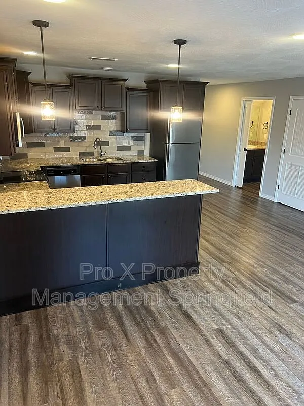 3 bed, 2.5 bath, $1,525 — Photo 4