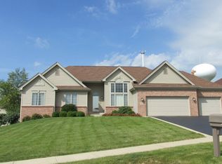 1634 Brentwood Dr, Byron, IL 61010