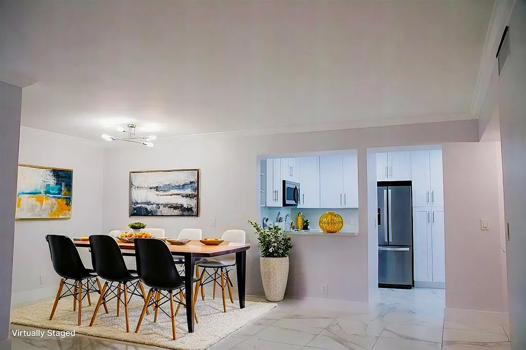 2 bed, 2.0 bath, 985 sqft, $2,200 — Photo 3