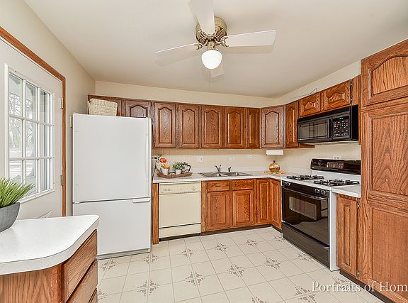 4th image of 7650 Deerfield Ave