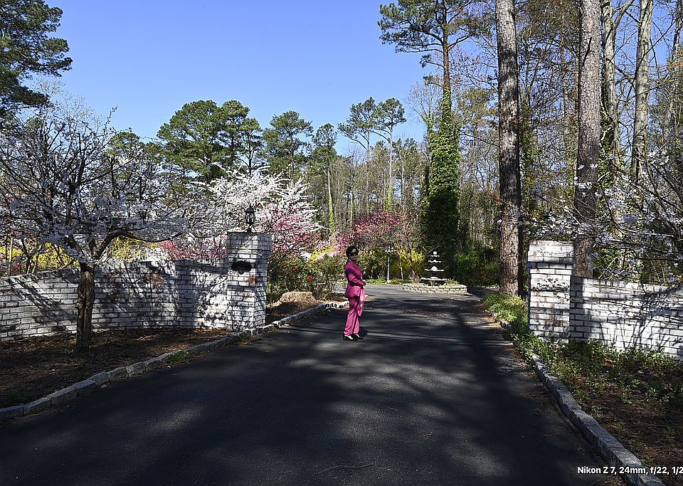 2nd image of 600 Sleepy Hollow Rd