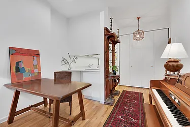 Rented by Level Group