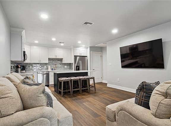 5th image of 3519 12th St #4