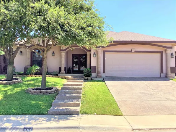 607 Waxwing Cedar Dr, Laredo, TX 78045