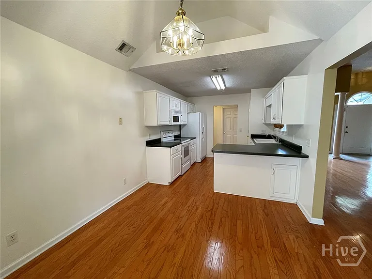 102 Cormorant Way — Photo 9