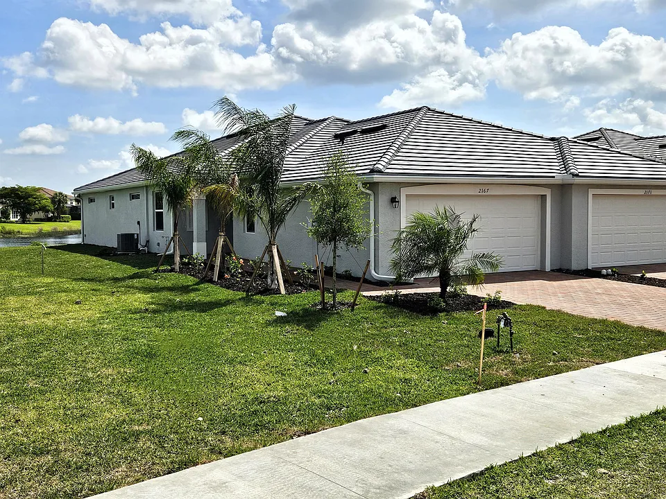 2167 Dragonfruit Way