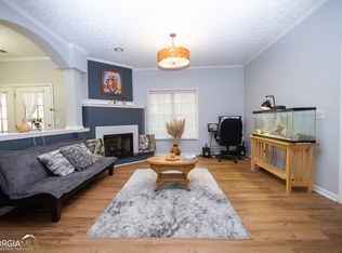 4286 Orchard Grv, Stone Mountain, GA