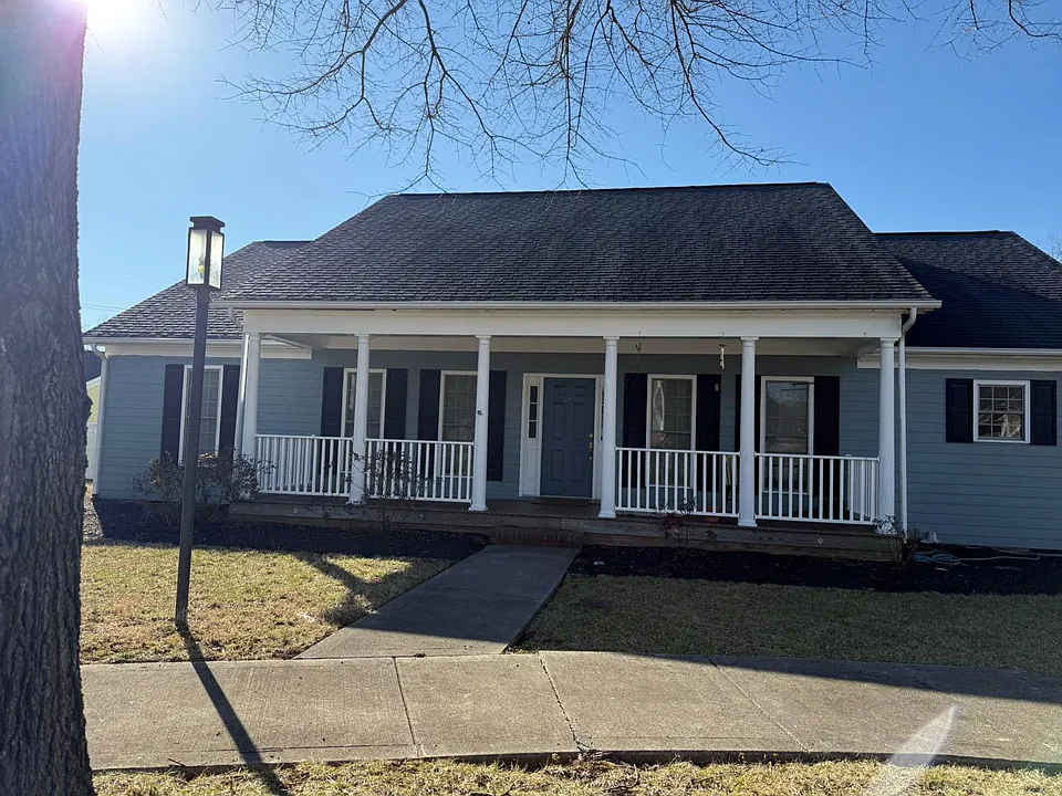 115 Graham Pl