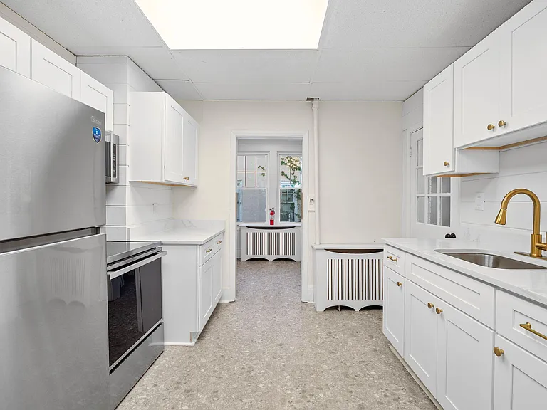 520 Riverland Rd SE — Photo 11