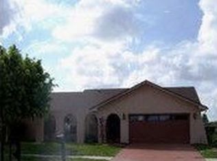 10798 97th St, Largo, FL 33773