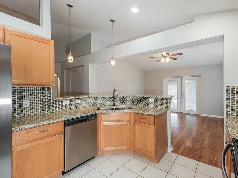 1309 Alhambra Crest Dr — Photo 6