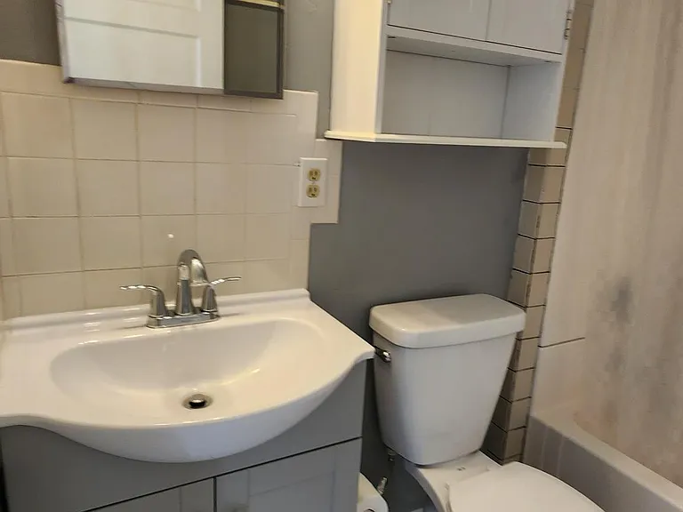 1211 Chislett St #1 — Photo 6
