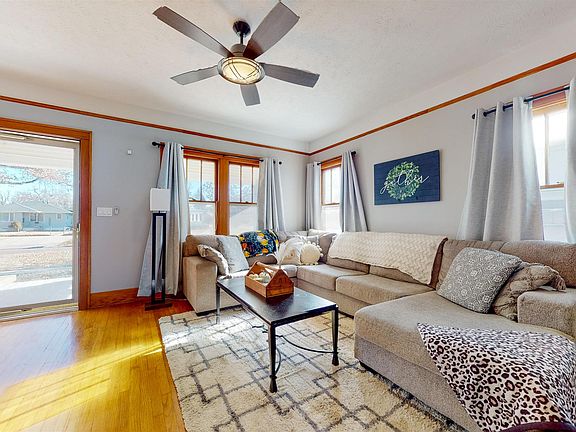 3rd image of 823 N 6th St