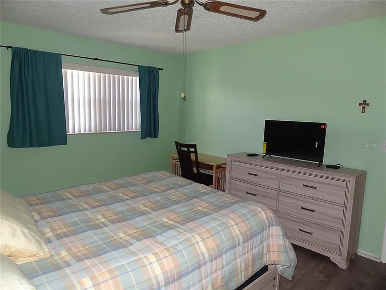 11135 Carriage Hill Dr #3 — Photo 16