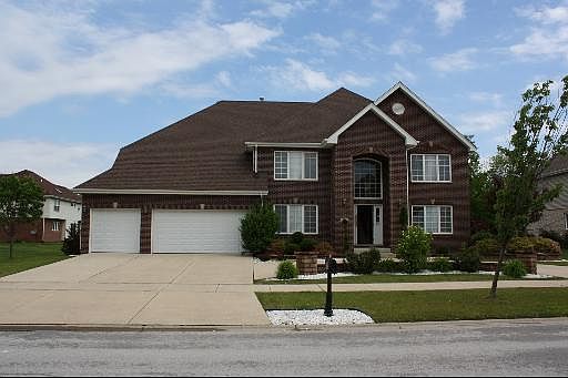 1st image of 84 W Woodland Dr