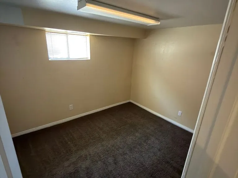 480 College Ave — Photo 5