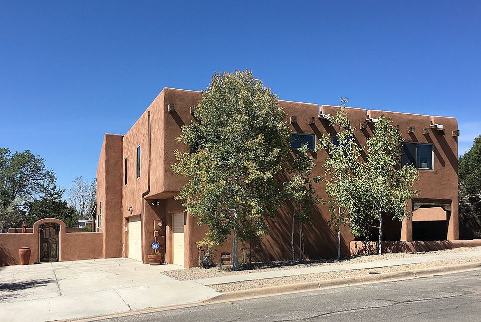 1st image of 2220 Brillante St