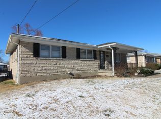 3016 Rockaway Dr, Louisville, KY 40216