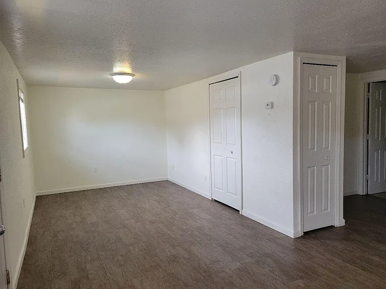 1906 Deming Dr #3 — Photo 5