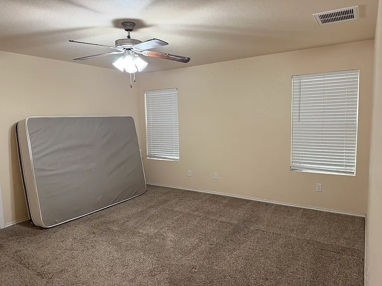 851 Liberty Park Dr — Photo 10