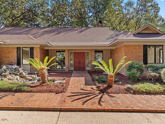 2nd image of 2966 Golden Eagle Dr E