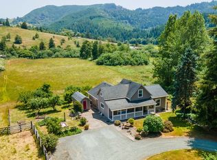 96863 Sitkum Ln, Myrtle Point, OR 97458