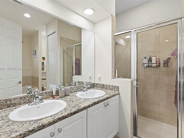 6959 Julia Gardens Dr #0 — Photo 34