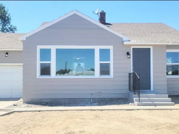 148 Hawthorne Dr, Sunnyside, WA 98944