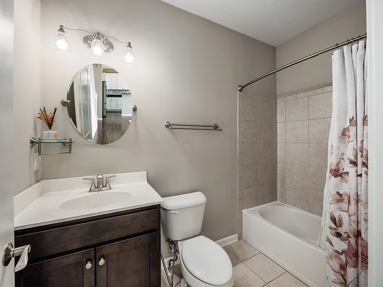 1082 Treeline Way — Photo 11
