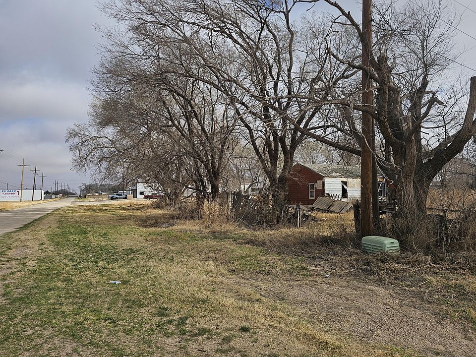 2nd image of 215 Avenue L