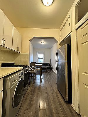 4th image of 2709 Frederick Douglass Blvd #3