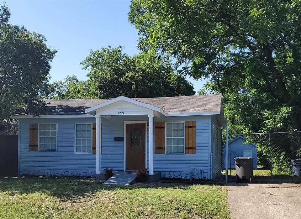 1st image of 3025 Carnation Ave
