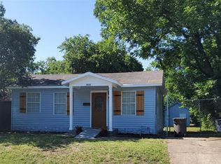 3025 Carnation Ave, Fort Worth, TX 76111