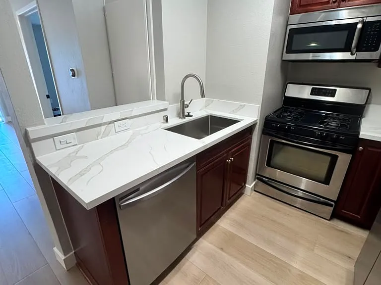 5455 Canoga Ave #103 — Photo 11