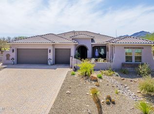 82 Veranera Ct, Tubac, AZ 85646