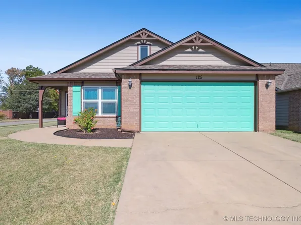 125 W 45th St, Sand Springs, OK 74063
